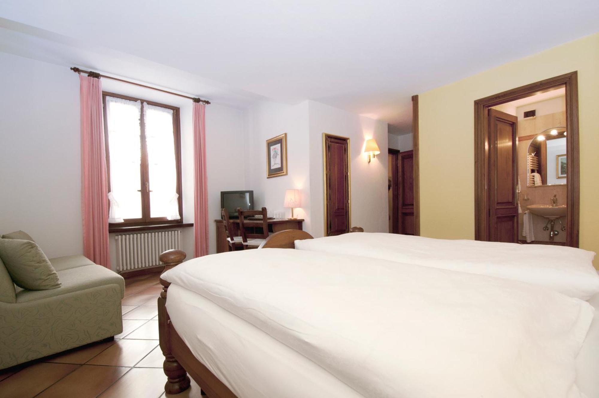 Albergo Ristorante Della Posta มอร์โคทตี ภายนอก รูปภาพ